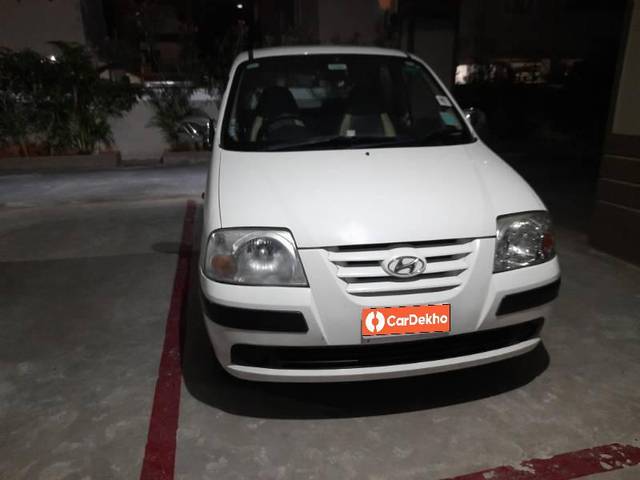 https://images10.gaadi.com/usedcar_image/3647196/original/processed_00a03b44-9250-4523-a394-356bd1ba243c.jpg?imwidth=6400