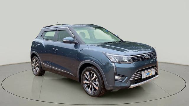 https://images10.gaadi.com/usedcar_image/3647468/original/slot__1-7-Exterior-11912154754-06e299c0de184bb7bc7bccfe063ce1b2-Exterior-7.jpg?imwidth=6400