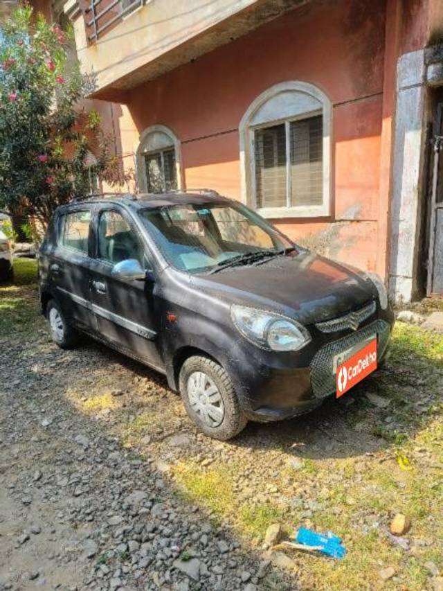 https://images10.gaadi.com/usedcar_image/3647597/original/processed_b24e3a82-a0e4-4359-b625-1b007a55aa89.jpg?imwidth=6400