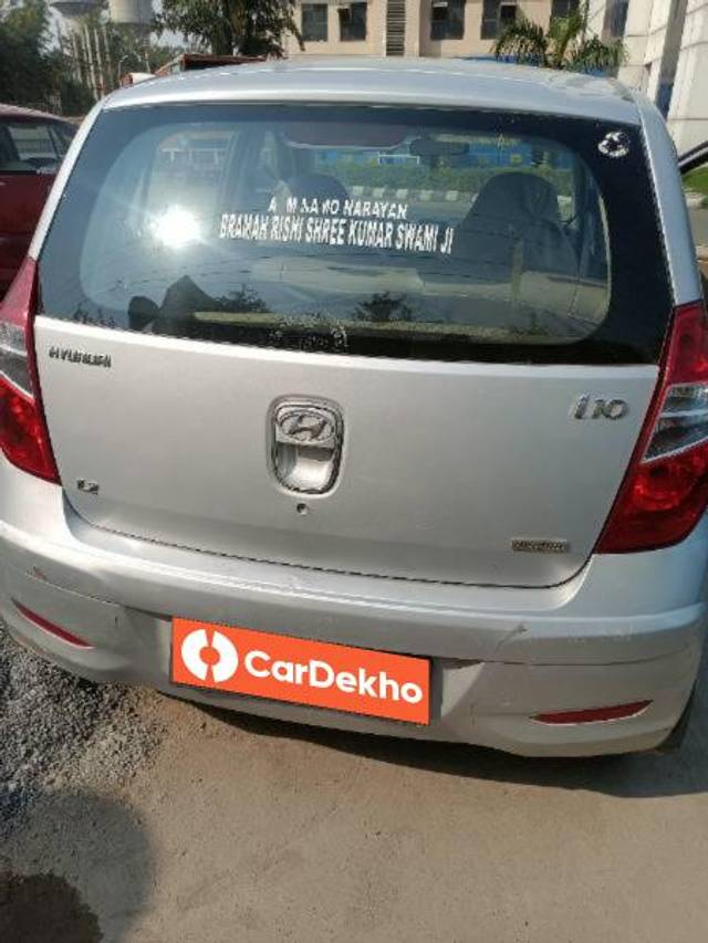 https://images10.gaadi.com/usedcar_image/3647678/original/processed_9f5d3537-a345-4ce6-833b-f0788c506002.jpg?imwidth=6401