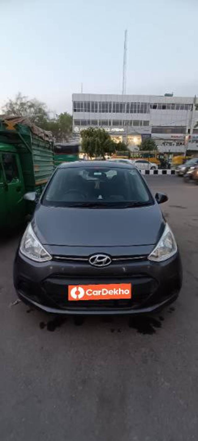 https://images10.gaadi.com/usedcar_image/3647753/original/processed_f28f98a4-7724-4009-b0cf-054ac4b5b5aa.jpg?imwidth=6402