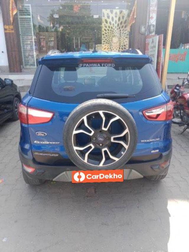 https://images10.gaadi.com/usedcar_image/3647914/original/processed_bfb8aaa8-43fc-4a86-a535-85a2ab1b719b.jpeg?imwidth=6402