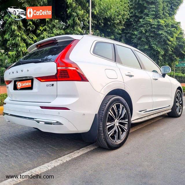 https://images10.gaadi.com/usedcar_image/3647952/original/processed_img2903724__used_car_2903724_1698733708.jpg?imwidth=6402
