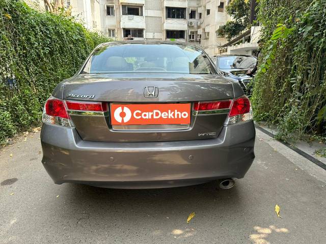 https://images10.gaadi.com/usedcar_image/3647995/original/processed_img2903750__usedcar_whatsappimage2023_11_01at12451pm_2903750_1698908499.jpeg?imwidth=6401