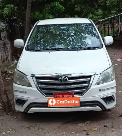 Toyota Innova 2.5 G (Diesel) 8 Seater Toyota Innova 2.5 G (Diesel) 8 Seater