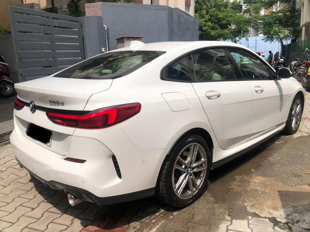 https://images10.gaadi.com/usedcar_image/3648013/original/processed_img2903757__used_car_2903757_1698735211.jpg?imwidth=6401