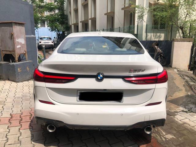 https://images10.gaadi.com/usedcar_image/3648013/original/processed_img2903757__used_car_2903757_1698735213.jpg?imwidth=6402
