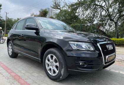 Audi Q5 2.0 TDI Audi Q5 2.0 TDI