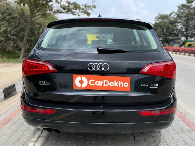 https://images10.gaadi.com/usedcar_image/3648086/original/processed_img2903795__used_car_2903795_1698737558.jpg?imwidth=6402