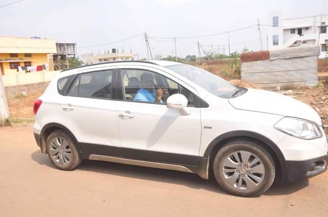 https://images10.gaadi.com/usedcar_image/3648094/original/processed_c492bc3a-a7a0-4a38-bb08-cca15824e04b.jpg?imwidth=6401