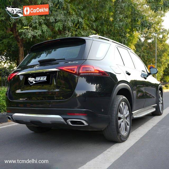 https://images10.gaadi.com/usedcar_image/3648148/original/processed_img2903828__used_car_2903828_1698739745.jpg?imwidth=6402