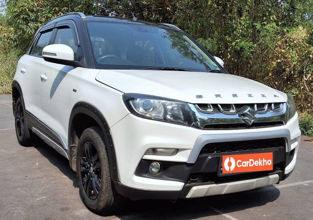 https://images10.gaadi.com/usedcar_image/3648175/original/processed_img2903842__used_car_2903842_1698740386.jpg?imwidth=6400