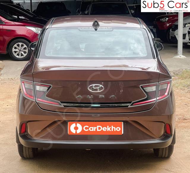 https://images10.gaadi.com/usedcar_image/3648238/original/processed_img2903880__usedcar_4_70641698741933_1698741945.jpeg?imwidth=6402