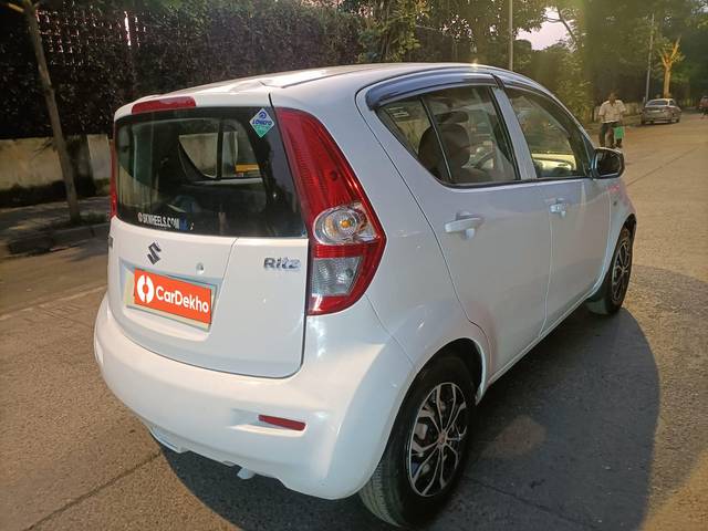https://images10.gaadi.com/usedcar_image/3648242/original/processed_img2903882__used_car_2903882_1698742153.jpg?imwidth=6402