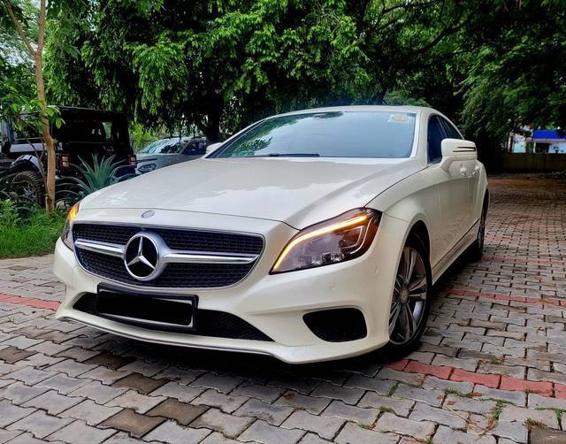 https://images10.gaadi.com/usedcar_image/3648342/original/img2903941__used_car_2903941_1698746055.jpg?imwidth=6401