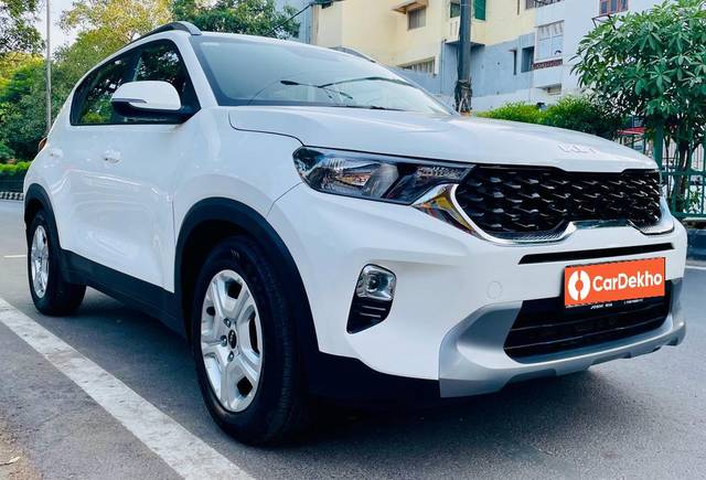 https://images10.gaadi.com/usedcar_image/3648488/original/processed_img2904033__used_car_2904033_1698750278.jpg?imwidth=6400
