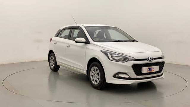 https://images10.gaadi.com/usedcar_image/3648503/original/eb1c5030-8e6e-409e-8663-f0055f7923c3__43.jpg?imwidth=6400