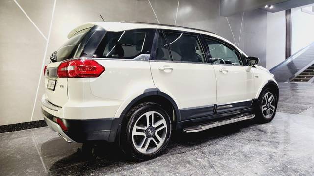 https://images10.gaadi.com/usedcar_image/3648593/original/processed_img2904105__used_car_2904105_1698752607.jpg?imwidth=6402