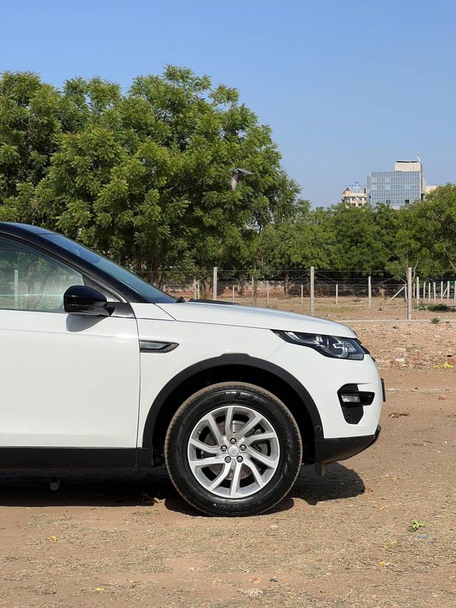 https://images10.gaadi.com/usedcar_image/3648672/original/processed_img2904157__used_car_2904157_1698755029.jpg?imwidth=6401