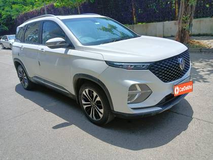 MG Hector Plus Sharp CVT MG Hector Plus Sharp CVT