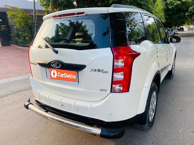 https://images10.gaadi.com/usedcar_image/3648732/original/processed_img2904191__usedcar_whatsappimage2023_10_27at43844pm_1__9301698753975_1698754037.jpeg?imwidth=6402
