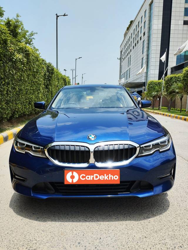 https://images10.gaadi.com/usedcar_image/3648743/original/processed_img2904195__used_car_2904195_1698757888.jpg?imwidth=6401