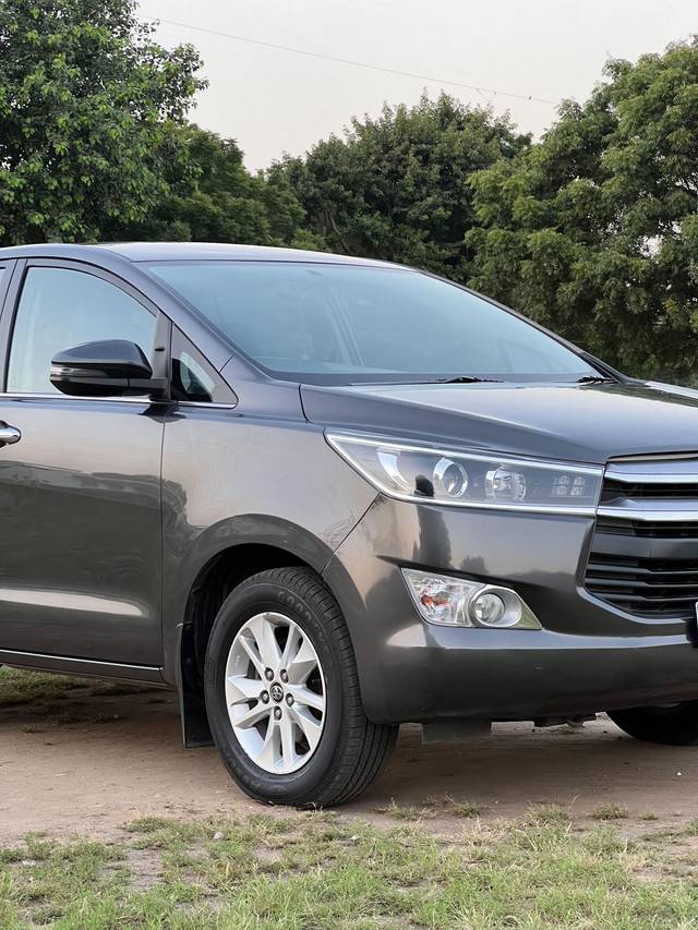 https://images10.gaadi.com/usedcar_image/3648753/original/processed_img2904203__used_car_2904203_1698757838.JPG?imwidth=6400