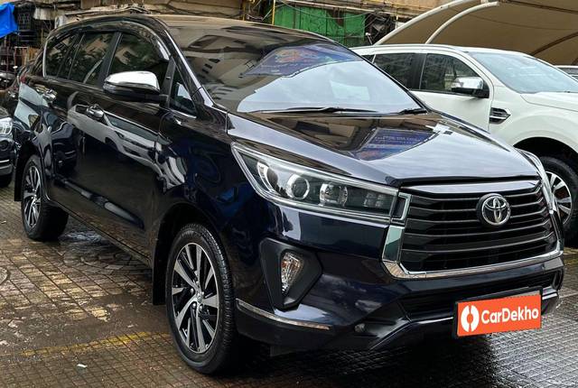 https://images10.gaadi.com/usedcar_image/3648875/original/processed_img2904288__used_car_2904288_1698761297.jpg?imwidth=6401