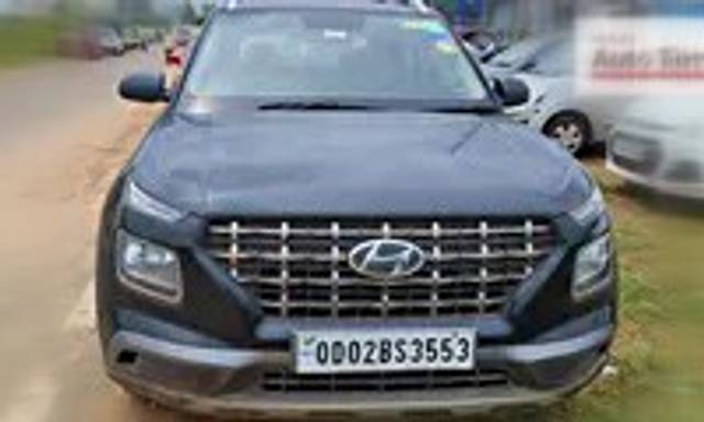 https://images10.gaadi.com/usedcar_image/3648971/original/img3648971__replace_img_65421cf6a10c5_1698831606.png?imwidth=6400