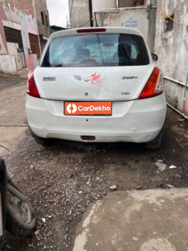 https://images10.gaadi.com/usedcar_image/3648991/original/processed_cac62345-bf54-4005-bb05-cfd6051d3ef0.jpeg?imwidth=6401