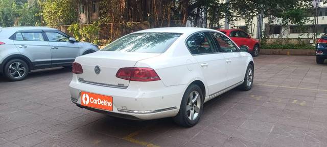 https://images10.gaadi.com/usedcar_image/3649373/original/processed_6f1078b7-98f1-4537-bb93-e7e61164da23.jpg?imwidth=6402