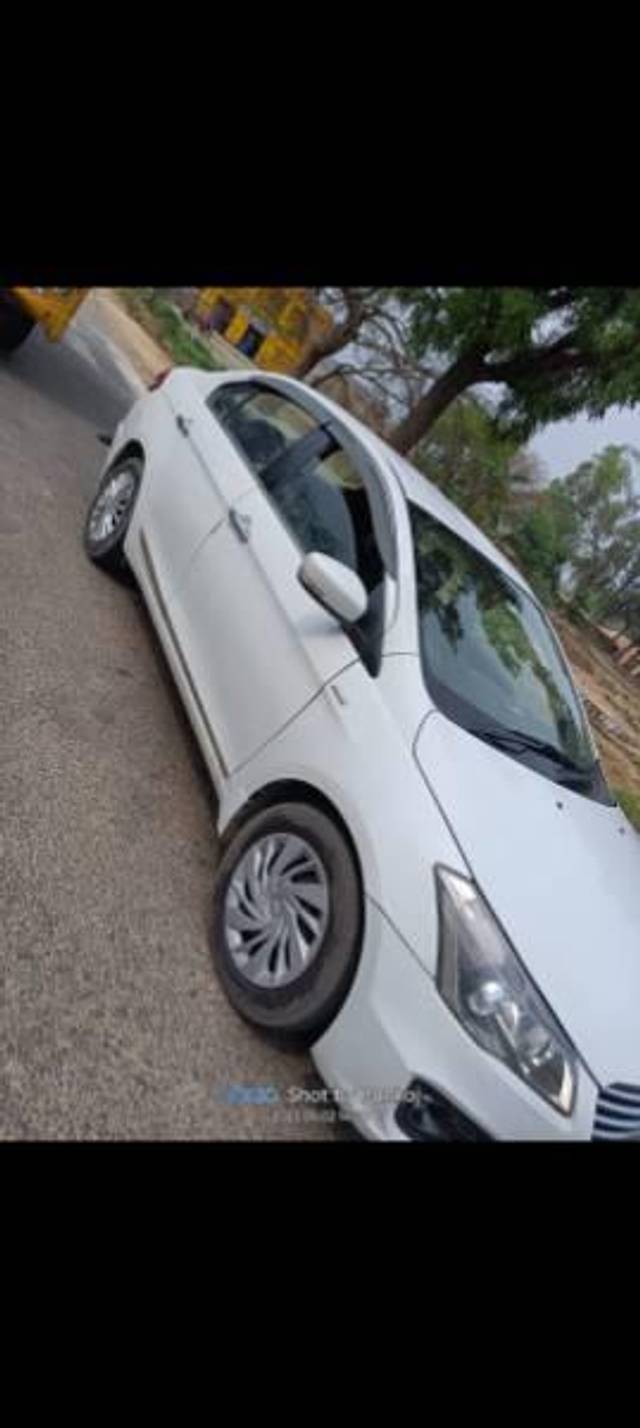 https://images10.gaadi.com/usedcar_image/3649402/original/processed_1869bdb2-885c-42dd-86ba-479f1c9b6aa5.jpg?imwidth=6400