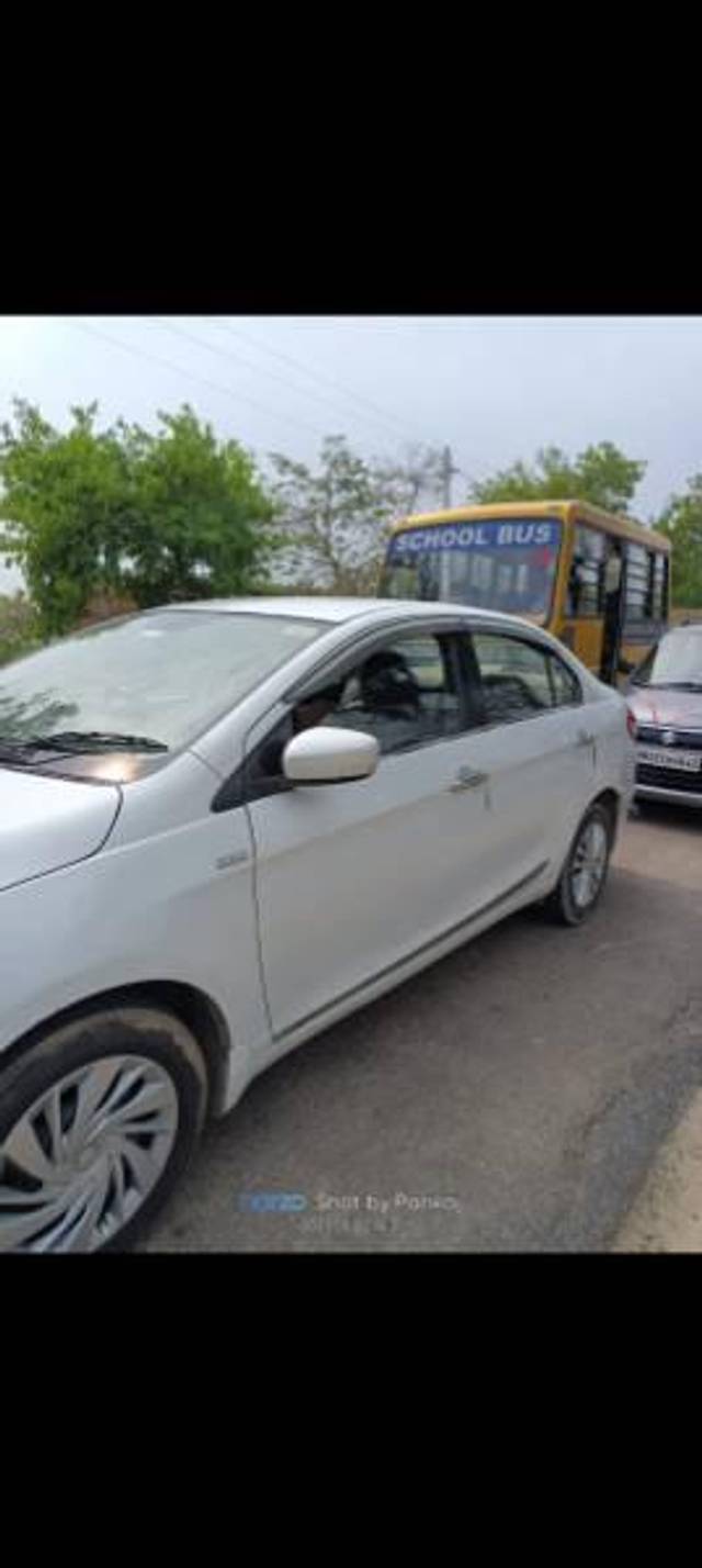 https://images10.gaadi.com/usedcar_image/3649402/original/processed_f5358653-a4ff-49ec-ac39-cccff71bf9e3.jpg?imwidth=6401