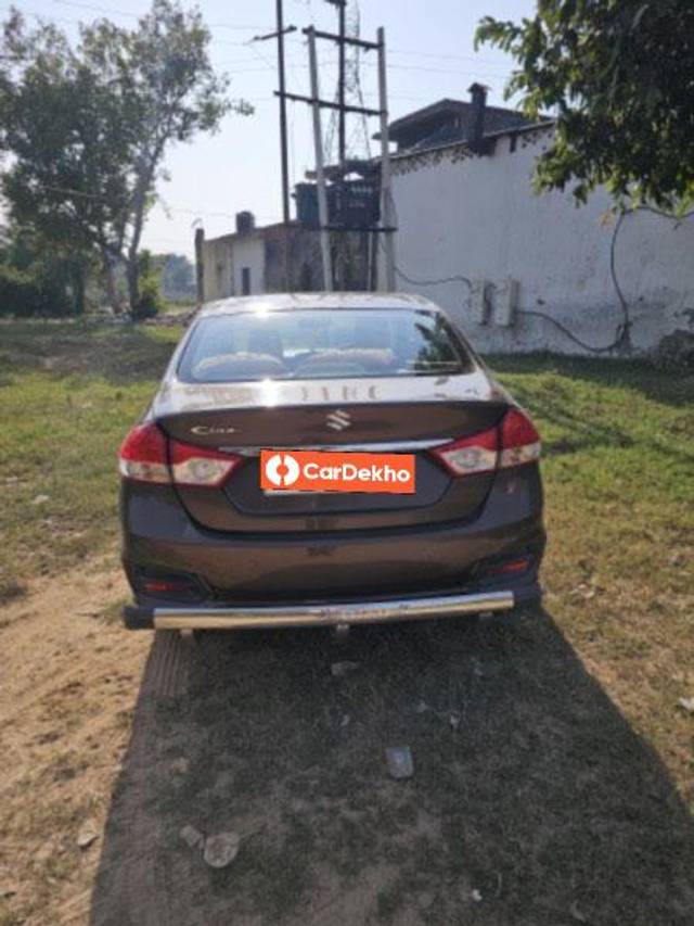 https://images10.gaadi.com/usedcar_image/3649454/original/processed_85aad400-08f0-48a8-9a17-577f689ef6f3.jpeg?imwidth=6402