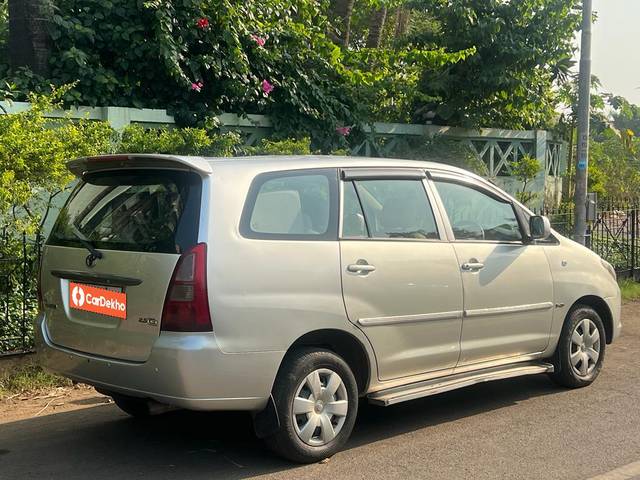 https://images10.gaadi.com/usedcar_image/3649538/original/processed_img2904459__used_car_2904459_1698819592.jpg?imwidth=6401