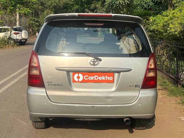 https://images10.gaadi.com/usedcar_image/3649538/original/processed_img2904459__used_car_2904459_1698819595.jpg?imwidth=6402