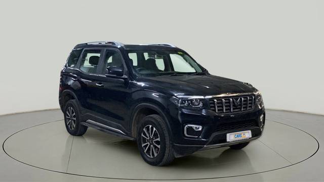 https://images10.gaadi.com/usedcar_image/3649548/original/slot__1-7-Exterior-12009952795-dbe717b5a9de435e943c00cd849f29c1-Exterior-7.jpg?imwidth=6400