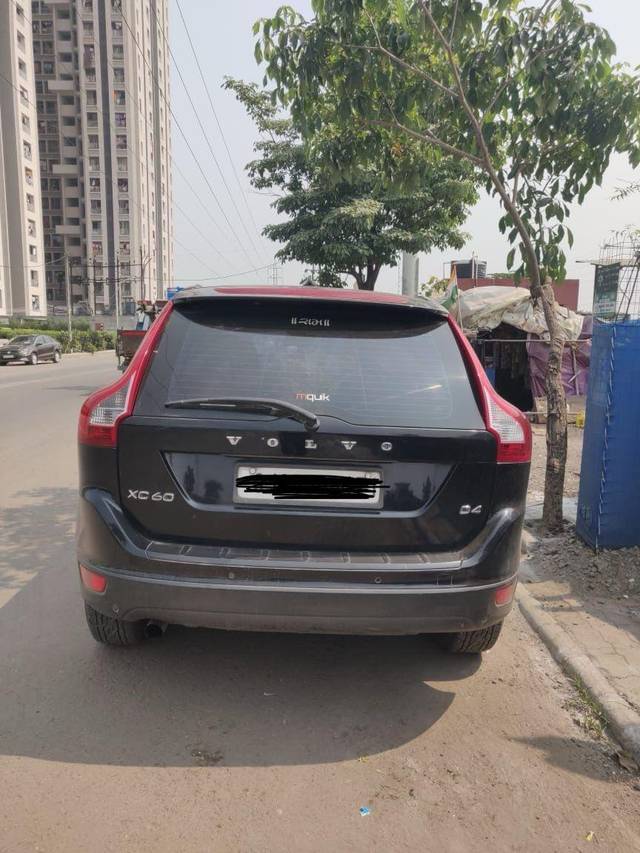 https://images10.gaadi.com/usedcar_image/3649605/original/processed_5777a5c6-642c-48f2-a5bc-e57bfd5743fe.jpg?imwidth=6401