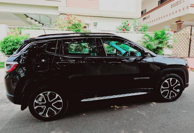 https://images10.gaadi.com/usedcar_image/3649664/original/processed_img2904533__used_car_2904533_1698908122.jpg?imwidth=6400