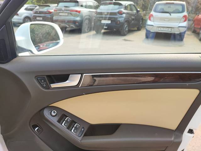https://images10.gaadi.com/usedcar_image/3649679/original/img2904541__used_car_2904541_1698823287.jpg?imwidth=6402