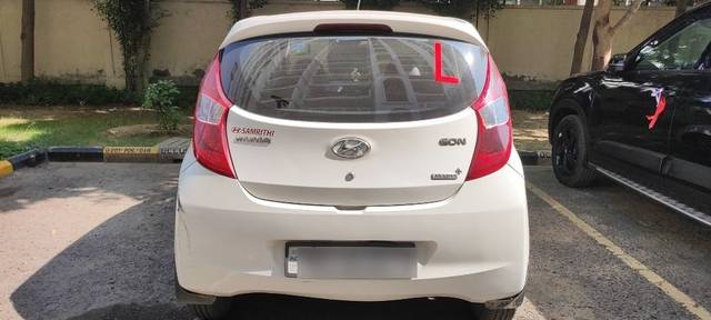 https://images10.gaadi.com/usedcar_image/3649703/original/25__VCC_1809577_96_1698215192.jpg?imwidth=6402