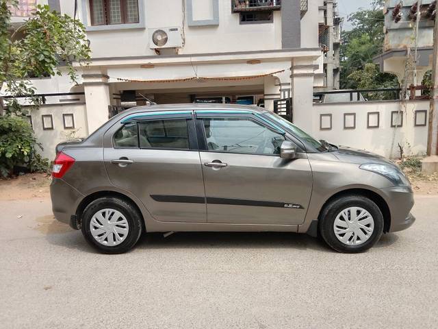 https://images10.gaadi.com/usedcar_image/3649758/original/processed_img2904584__used_car_2904584_1699169639.jpg?imwidth=6401