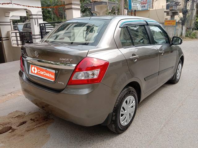 https://images10.gaadi.com/usedcar_image/3649758/original/processed_img2904584__used_car_2904584_1699169653.jpg?imwidth=6402