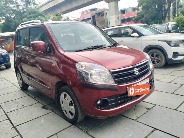 https://images10.gaadi.com/usedcar_image/3649954/original/processed_img2904678__usedcar_tn11a5878_24__87781698832152_1698832164.jpeg?imwidth=6400