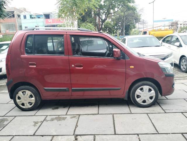 https://images10.gaadi.com/usedcar_image/3649954/original/processed_img2904678__usedcar_tn11a5878_3__87781698832152_1698832164.jpeg?imwidth=6401