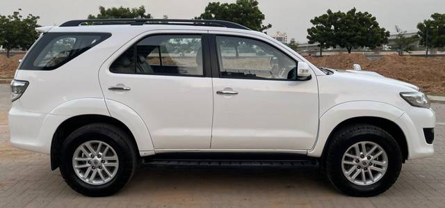 https://images10.gaadi.com/usedcar_image/3649982/original/img2904694__usedcar_9_11461698833069_1698833091.jpg?imwidth=6401