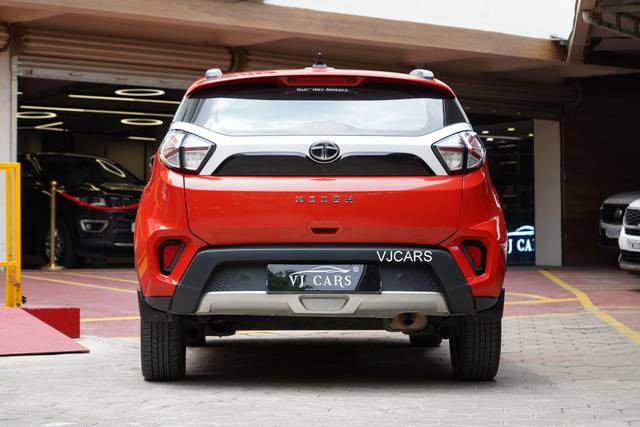 https://images10.gaadi.com/usedcar_image/3650029/original/processed_img2904721__usedcar_dsc05325_01_62791698834641_1698834679.jpeg?imwidth=6402