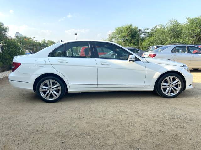 https://images10.gaadi.com/usedcar_image/3650124/original/img2904774__usedcar_img_2862_2021698837578_1698837636.jpg?imwidth=6401