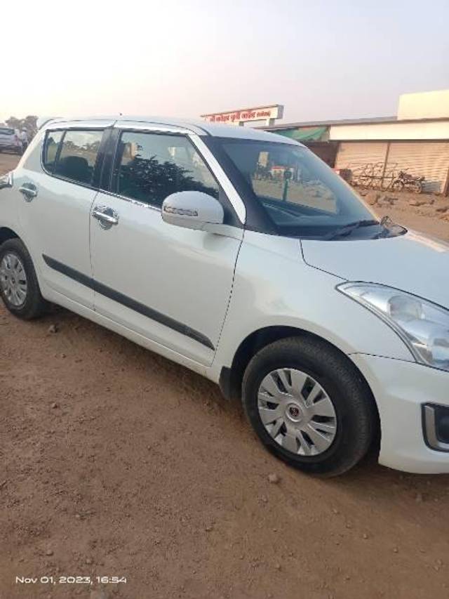 https://images10.gaadi.com/usedcar_image/3650155/original/processed_bf74fba8-cd0a-4dc4-94a4-f6d587dd4aa8.jpg?imwidth=6402