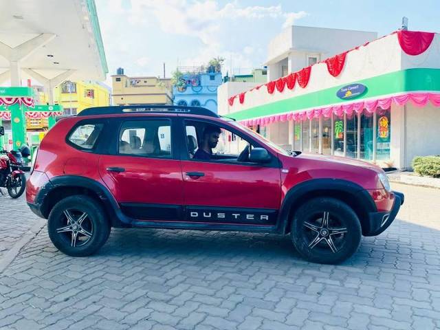https://images10.gaadi.com/usedcar_image/3650212/original/processed_c481d1ea-fd62-4ee6-ae5a-6c0e86d7cade.jpg?imwidth=6400